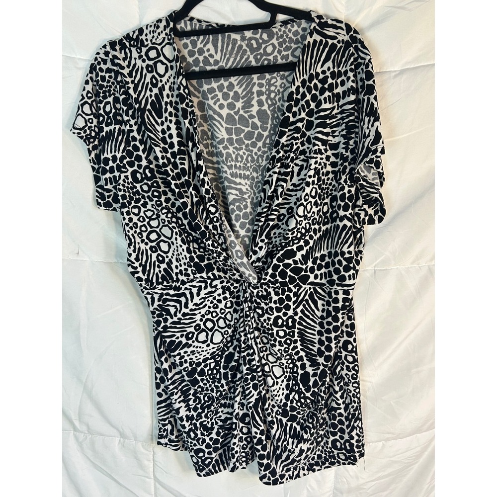 Merona Womens Plus Size XXL Black White Abstract Animal Print Twisted V Neck Top